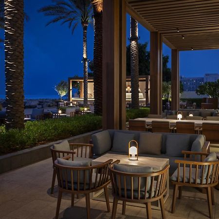 Palace Beach Resort Fuyaira Exterior foto The Westin Athens